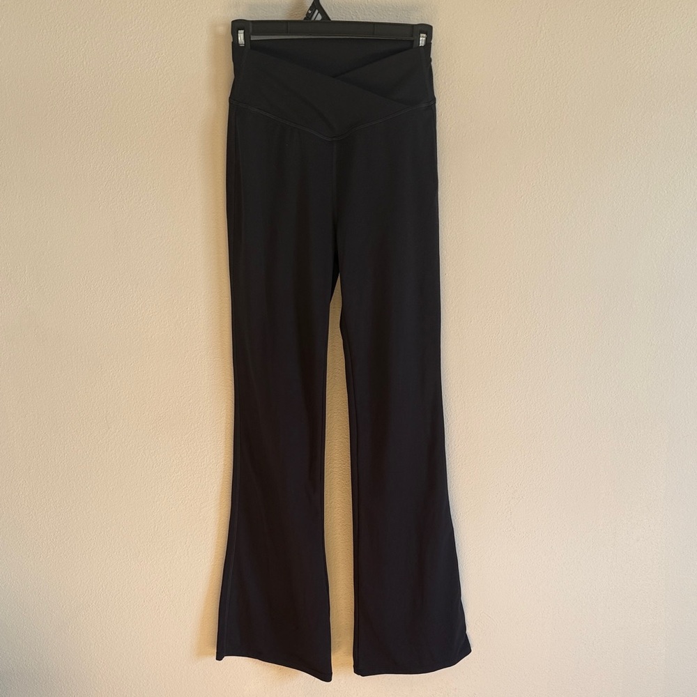 Halara Crossover Flare Leggings